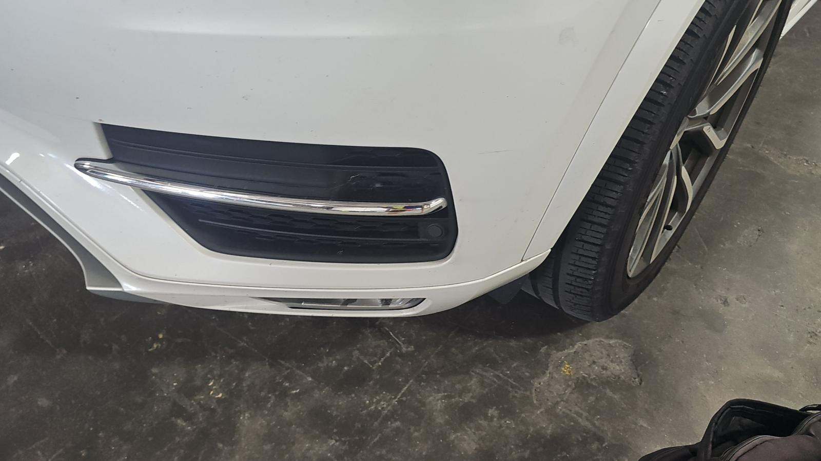 2019 Volvo XC90 T5 Momentum AWD
