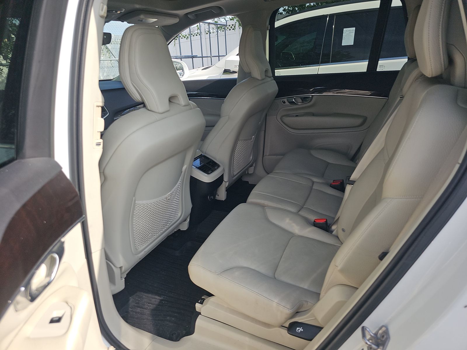 2019 Volvo XC90 T5 Momentum AWD