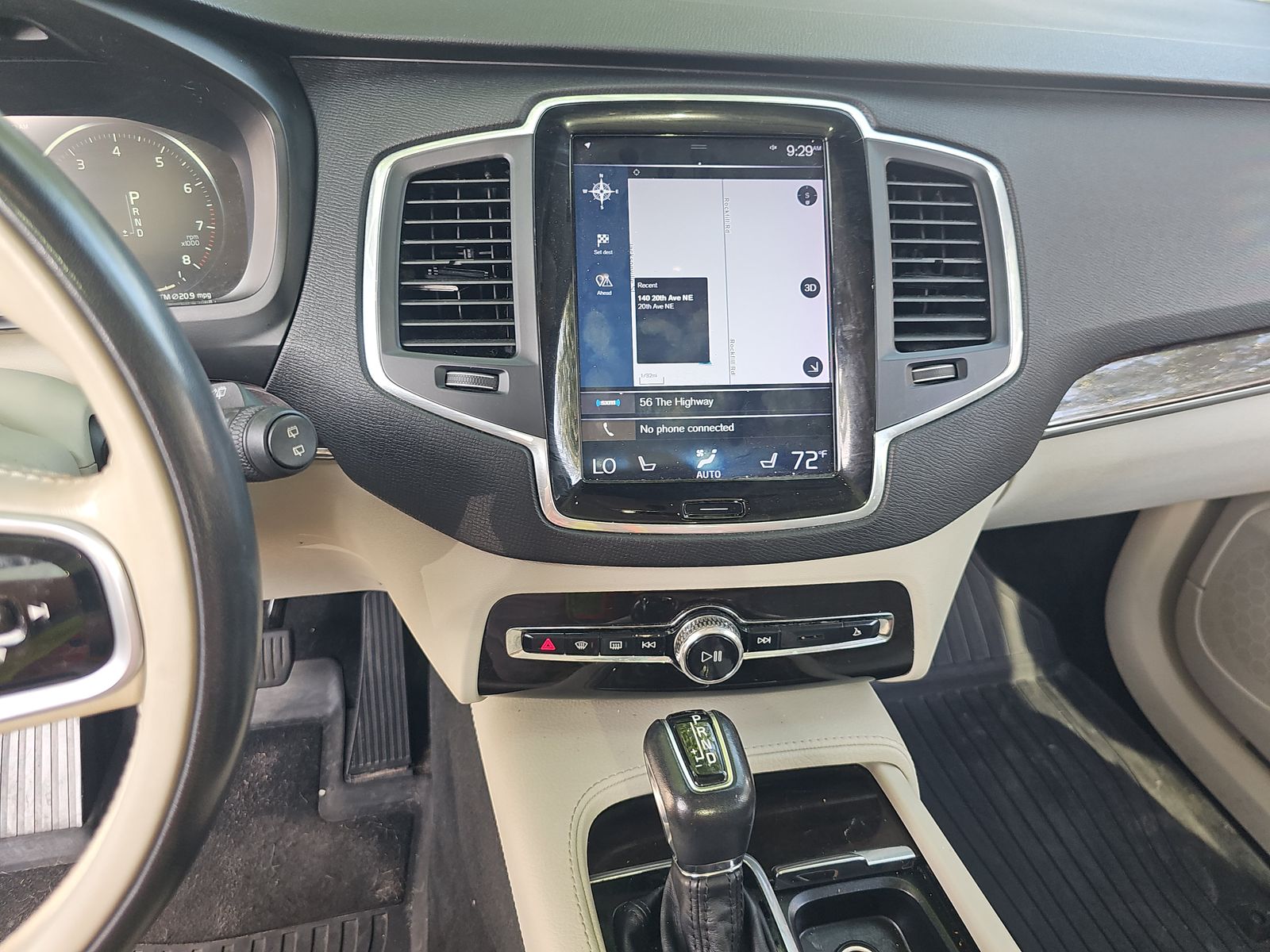 2019 Volvo XC90 T5 Momentum AWD