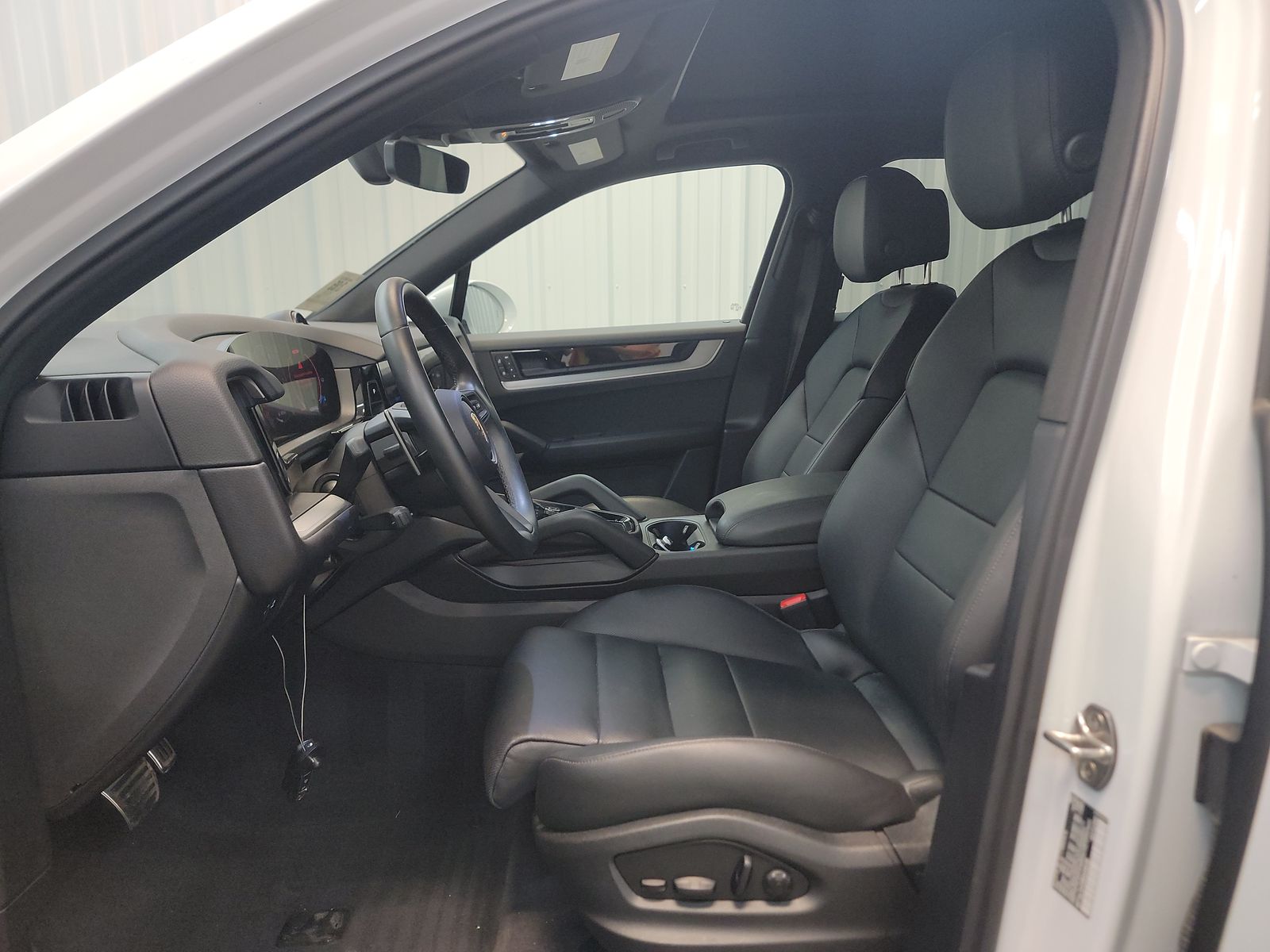 PORSCHE CAYENNE - 8