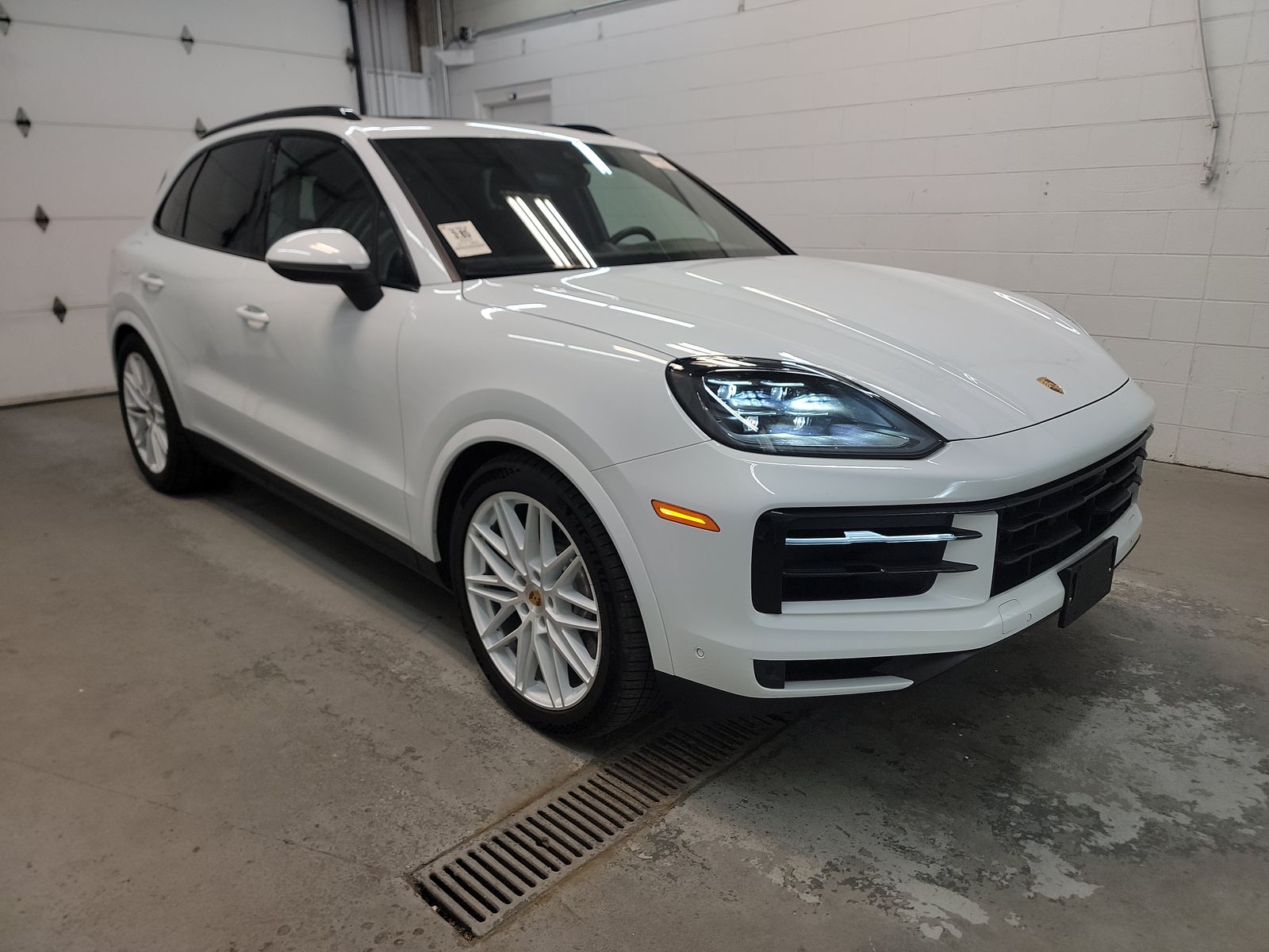 PORSCHE CAYENNE - 4