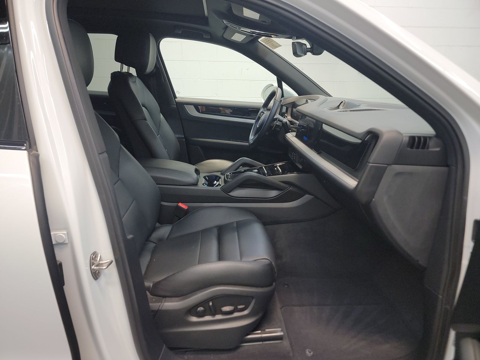 PORSCHE CAYENNE - 9