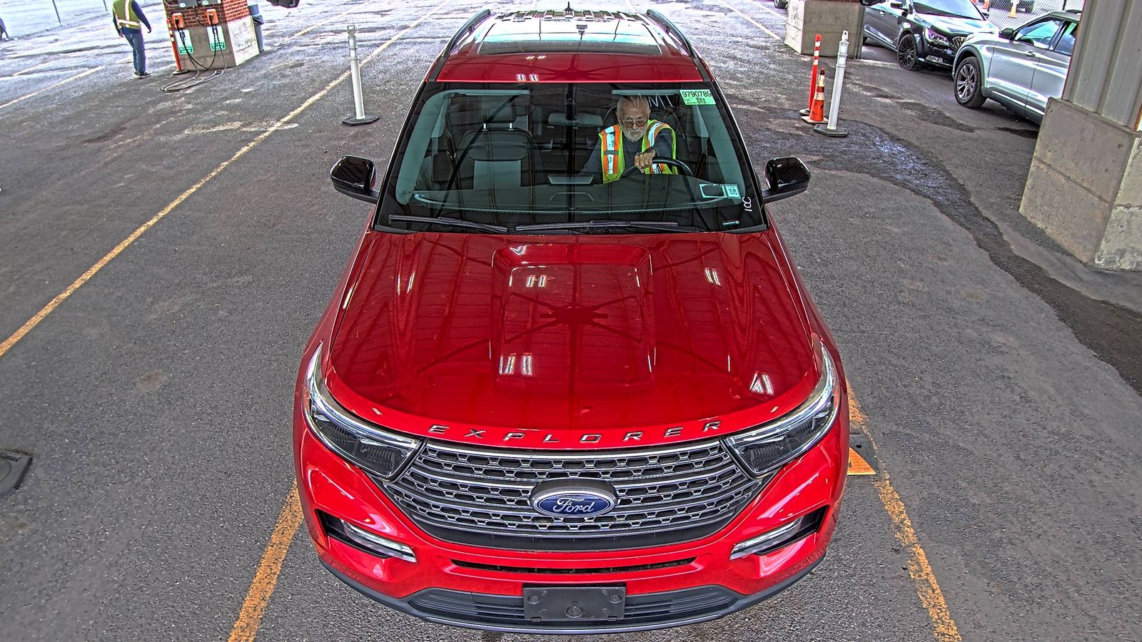 FORD EXPLORER - 3