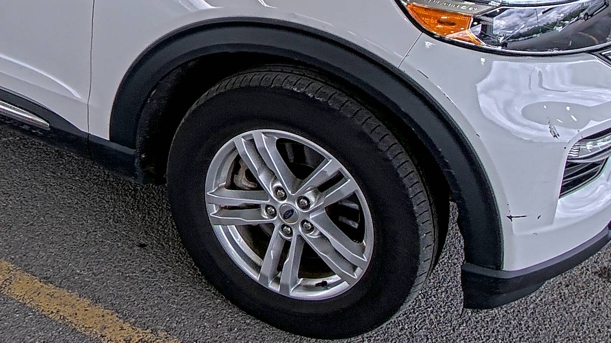 FORD EXPLORER - 9