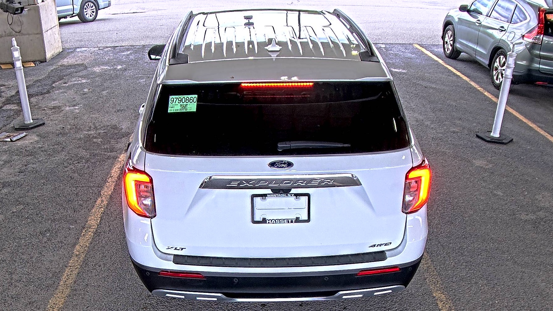 FORD EXPLORER - 6