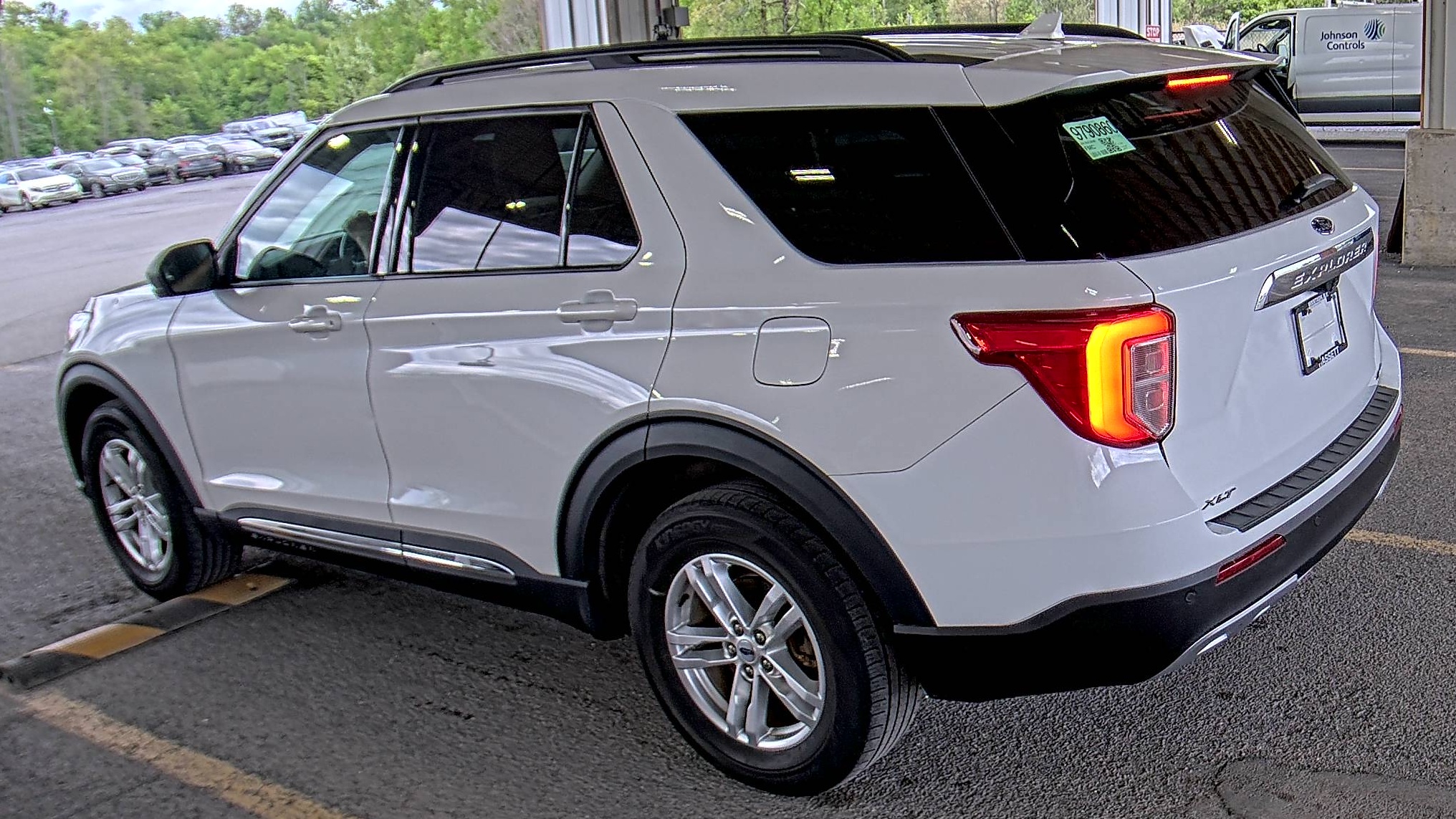 FORD EXPLORER - 7