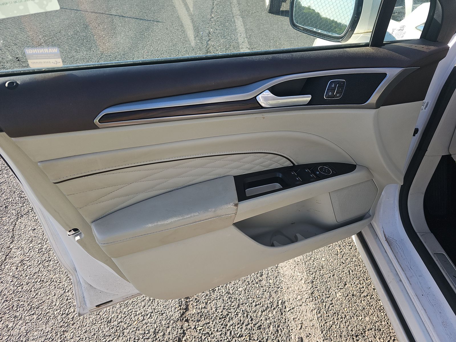 FORD FUSION - 10