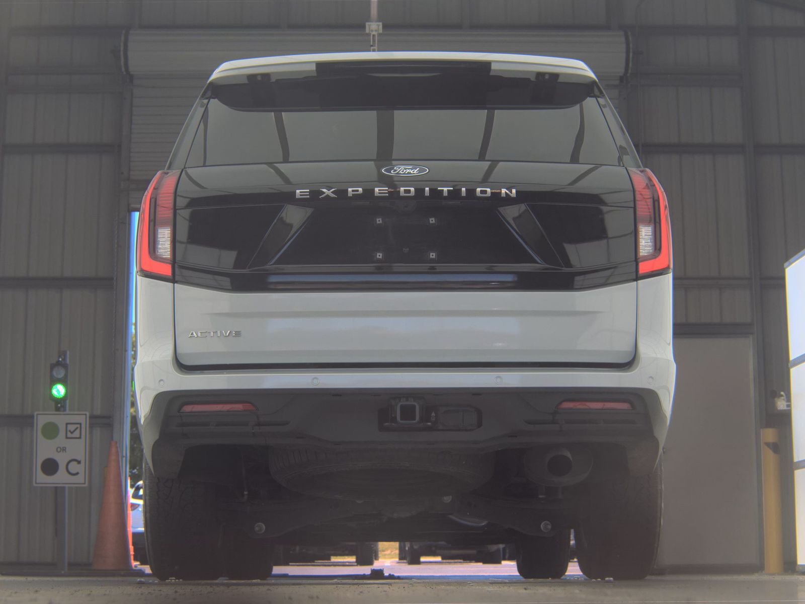 FORD EXPEDITION - 8