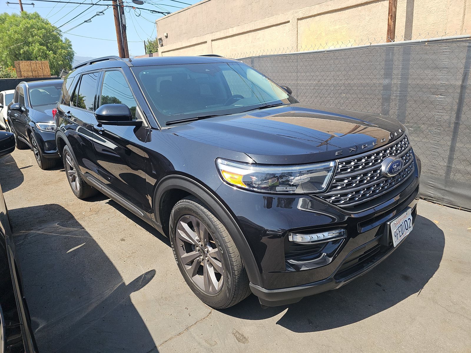 FORD EXPLORER - 4