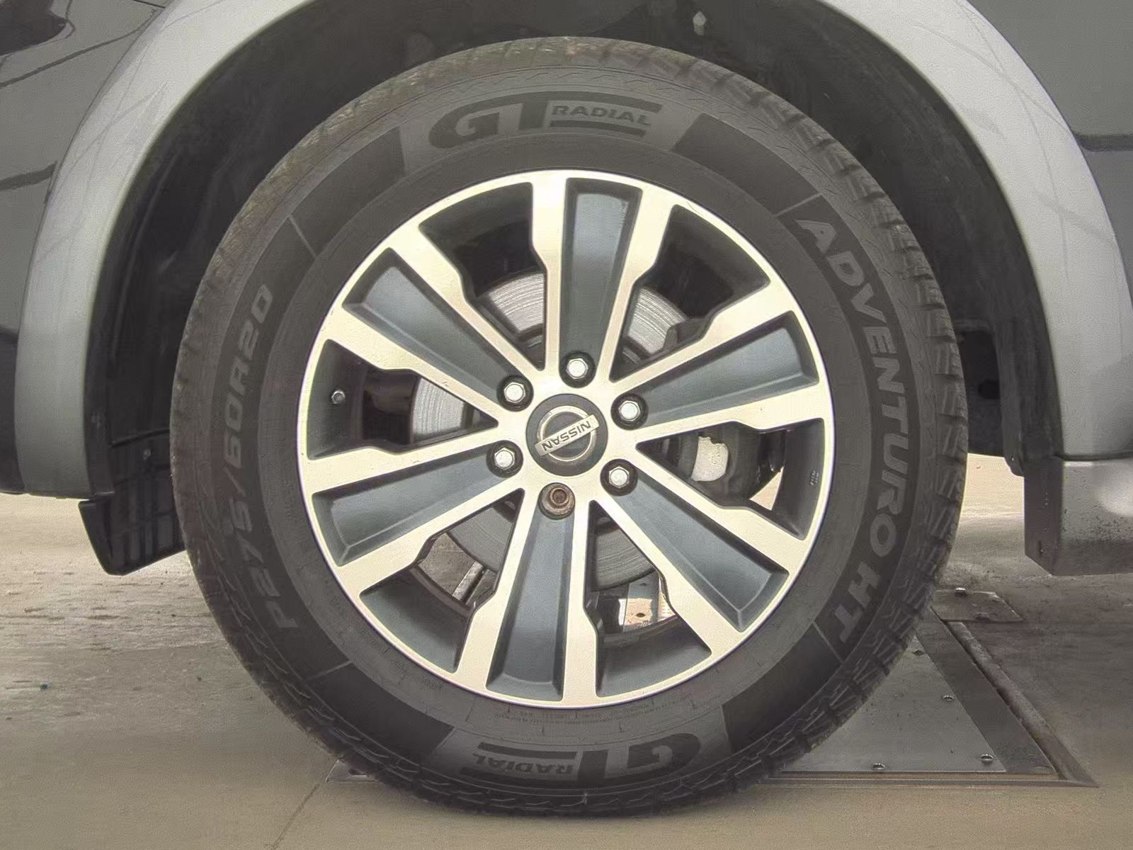 NISSAN ARMADA - 10