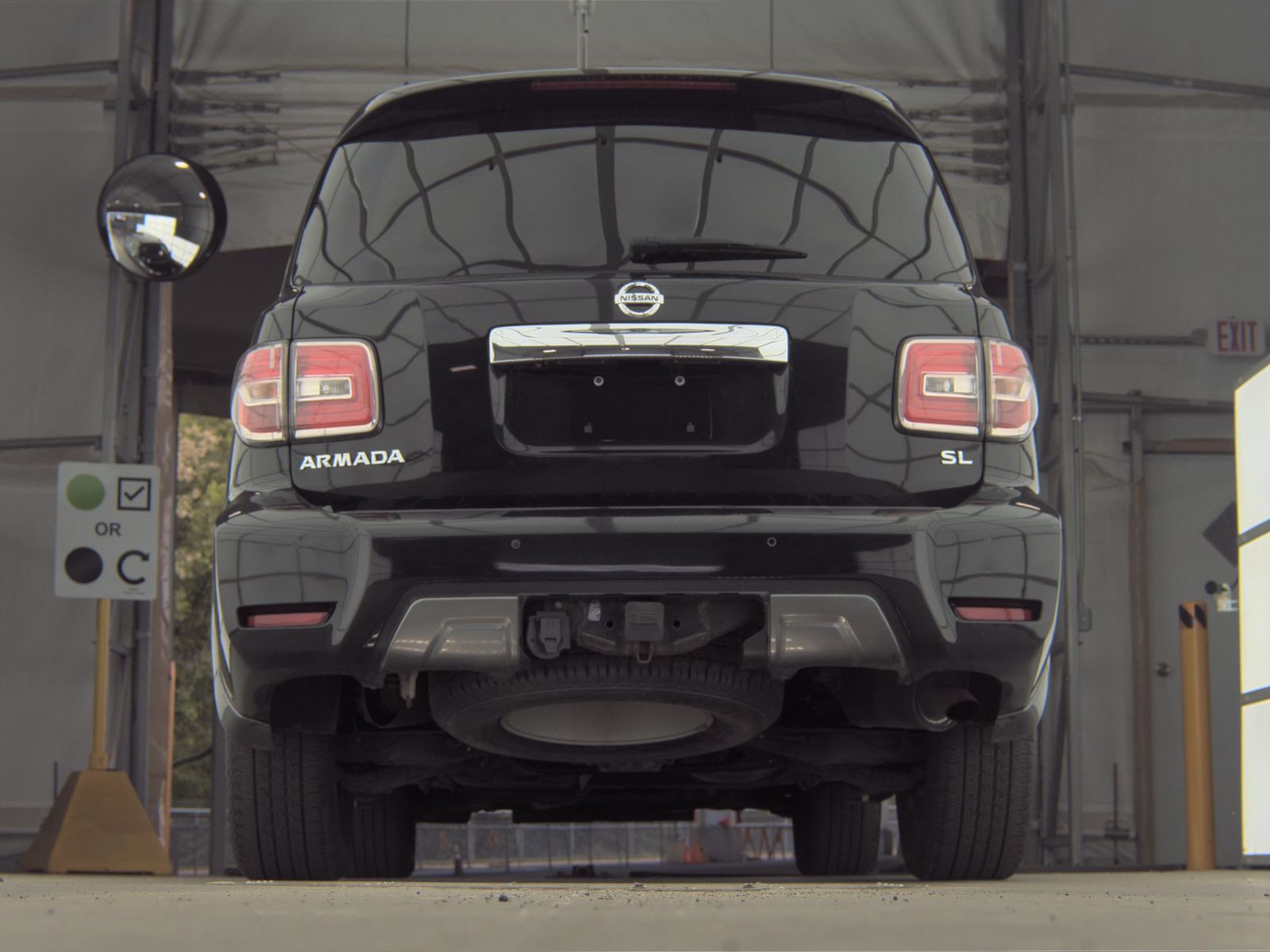 NISSAN ARMADA - 8