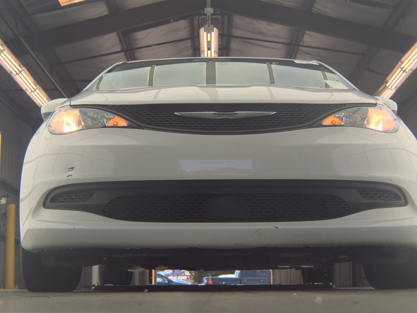 CHRYSLER VOYAGER - 4