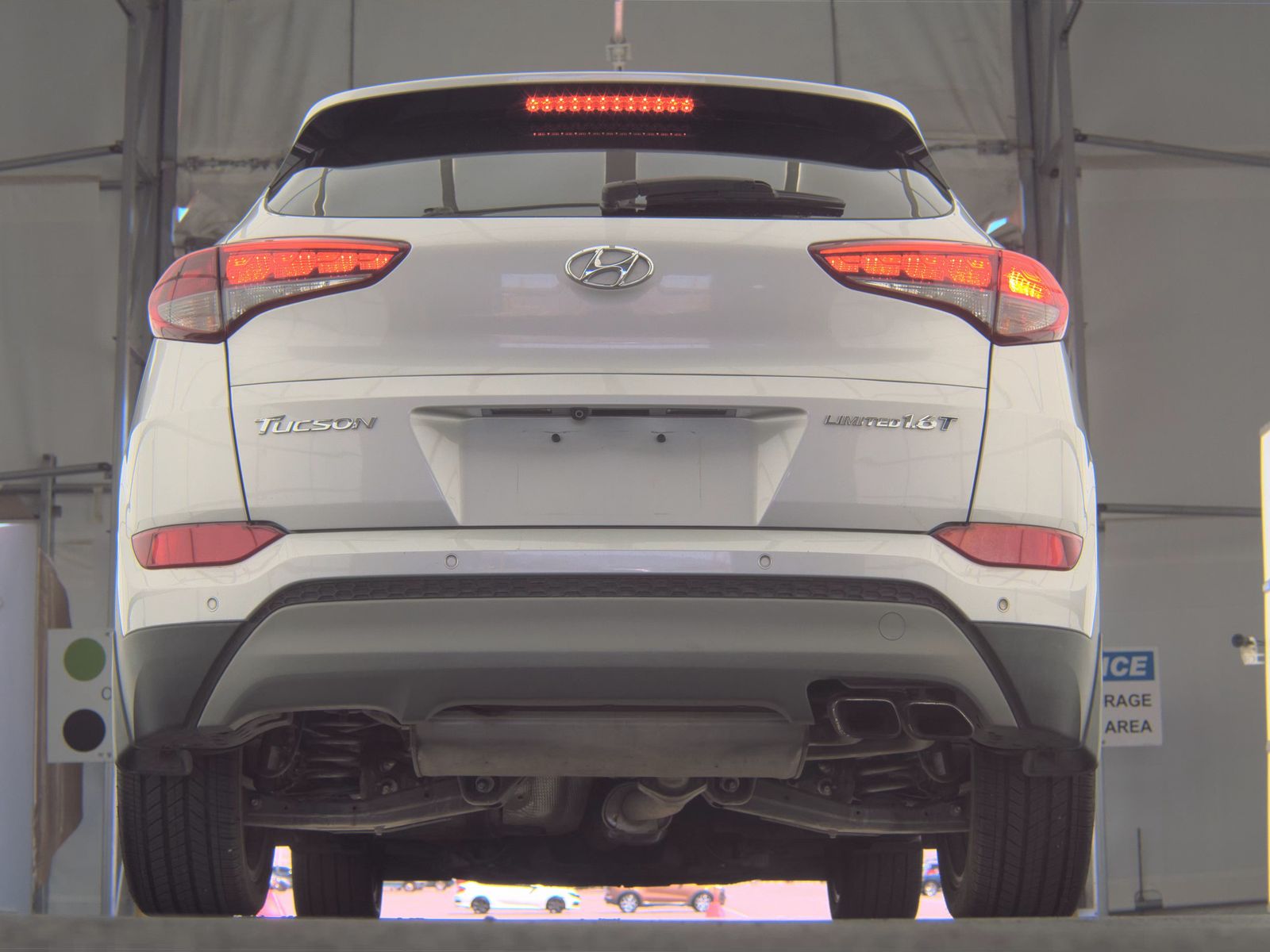 HYUNDAI TUCSON - 8