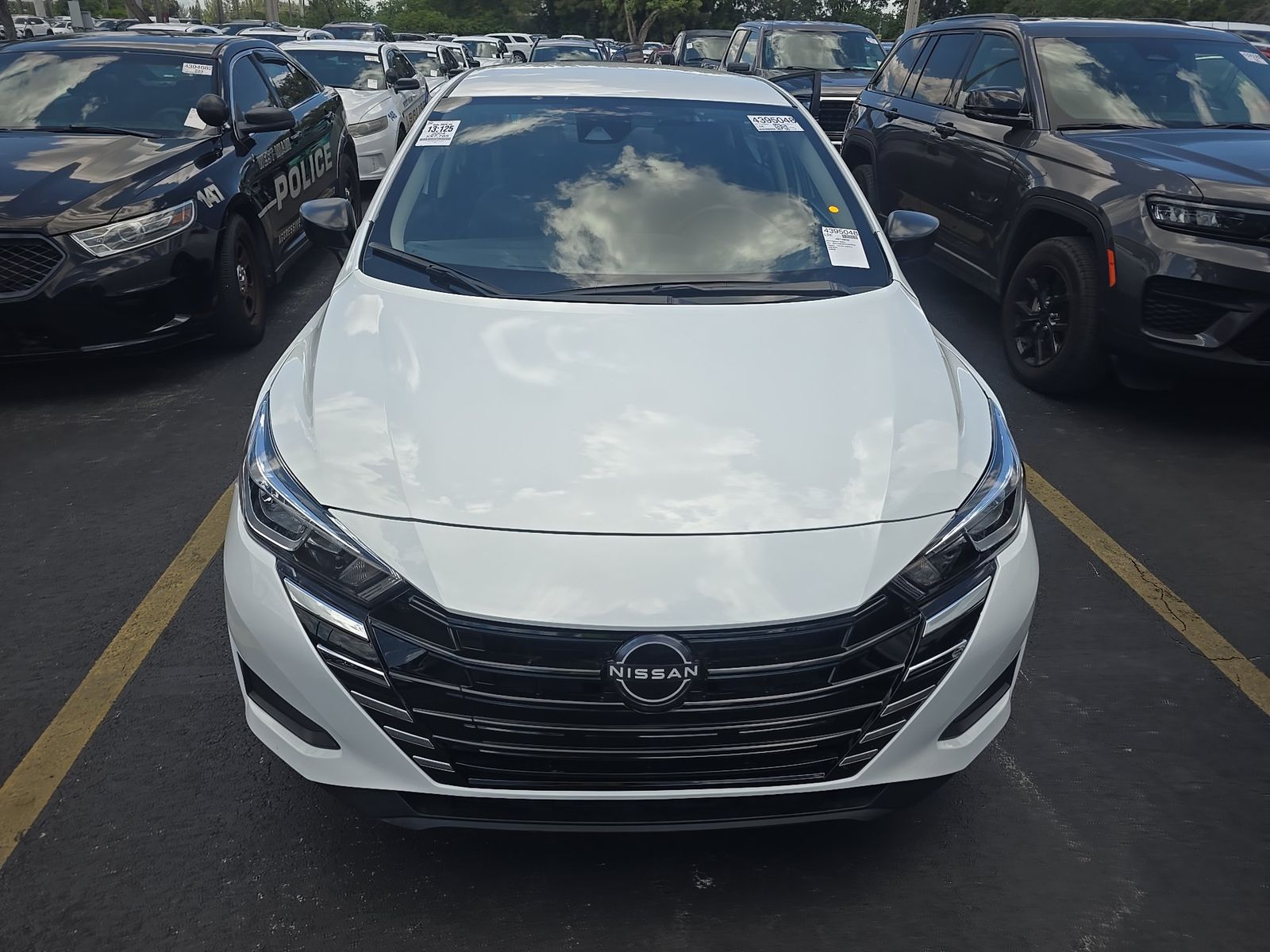 NISSAN VERSA - 3
