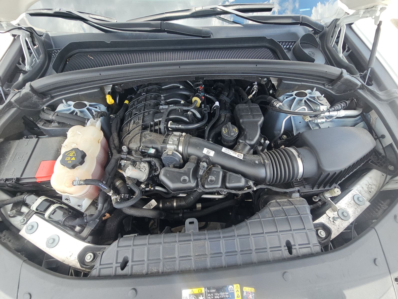 2023 Jeep Grand Cherokee Laredo RWD