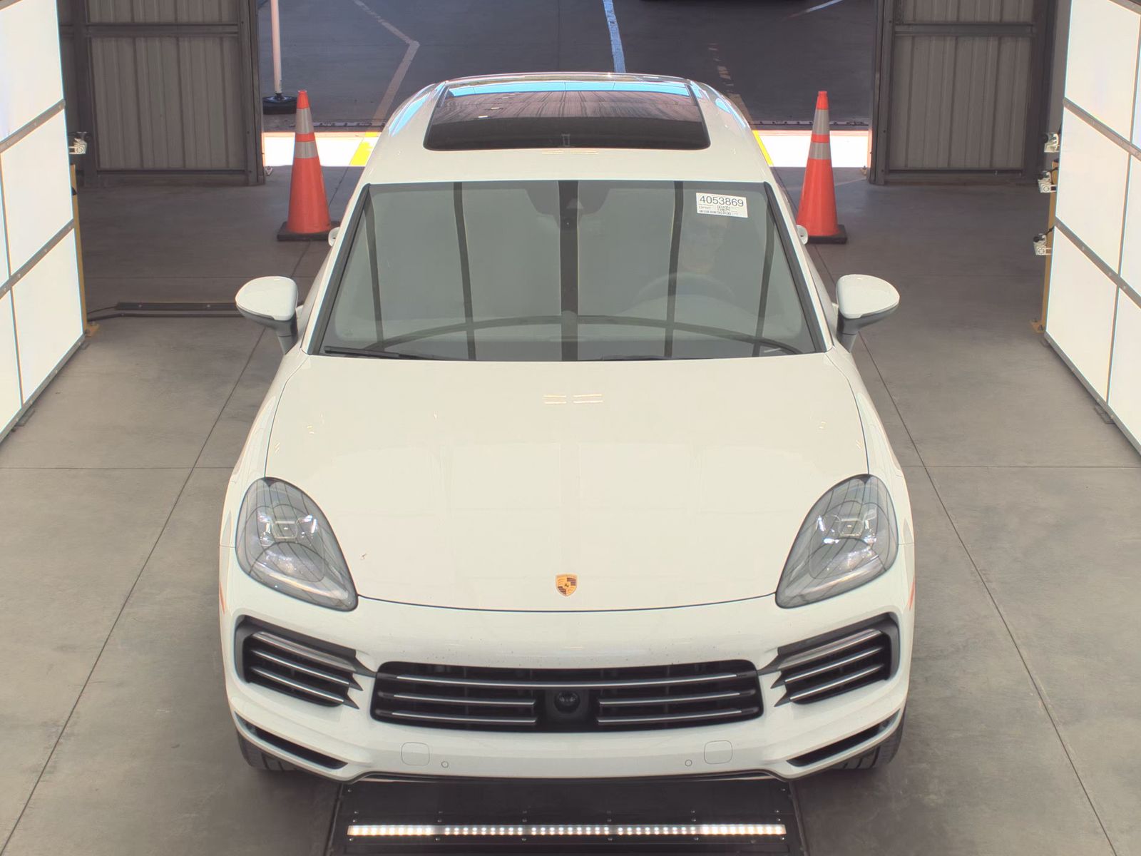 PORSCHE CAYENNE - 3