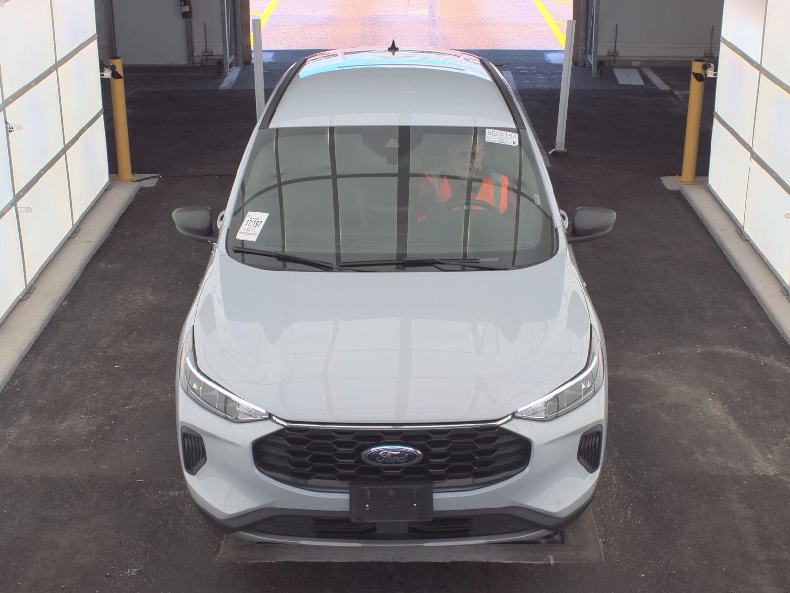 FORD ESCAPE - 3
