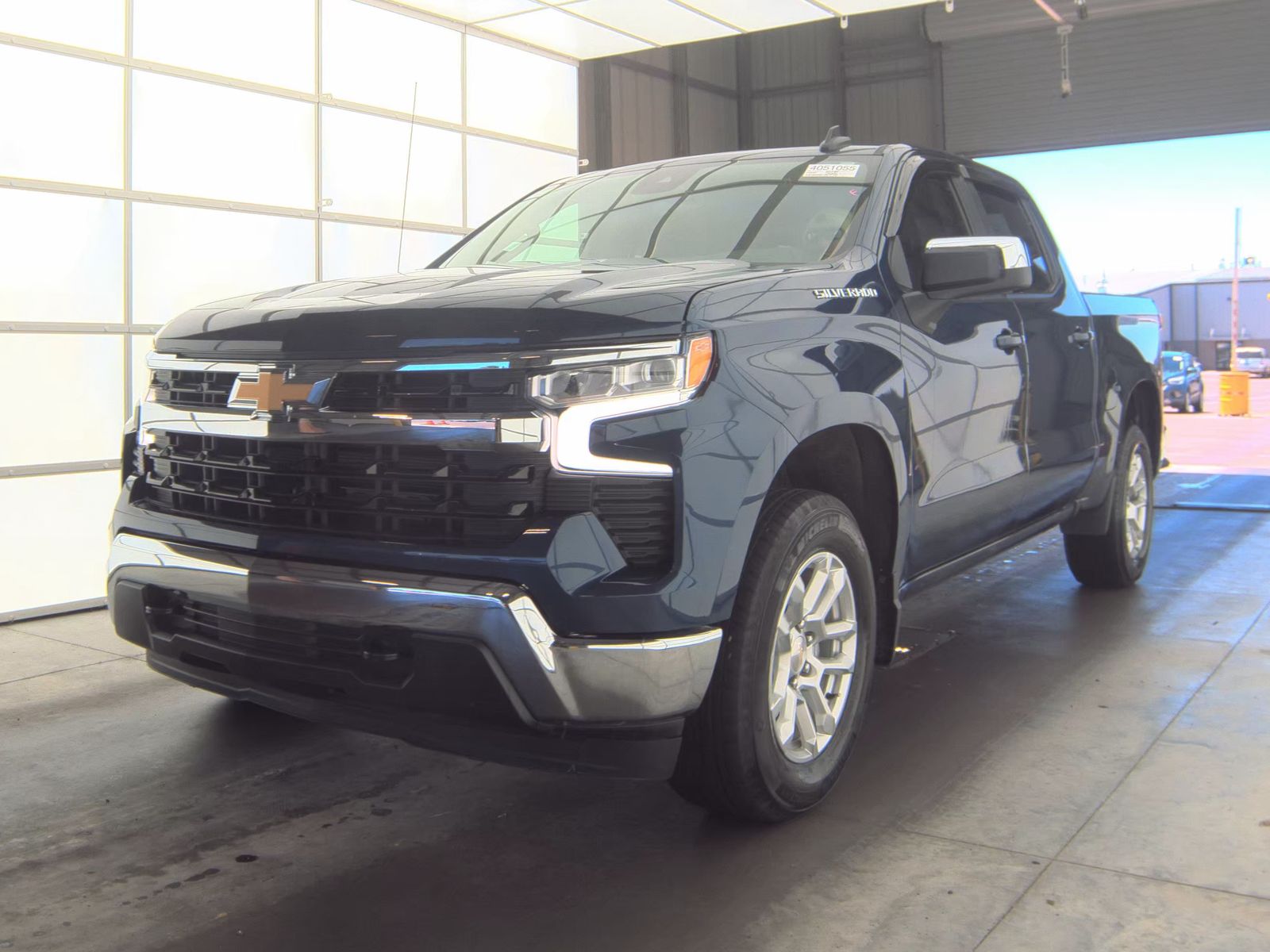 2023 Chevrolet Silverado 1500 LT AWD