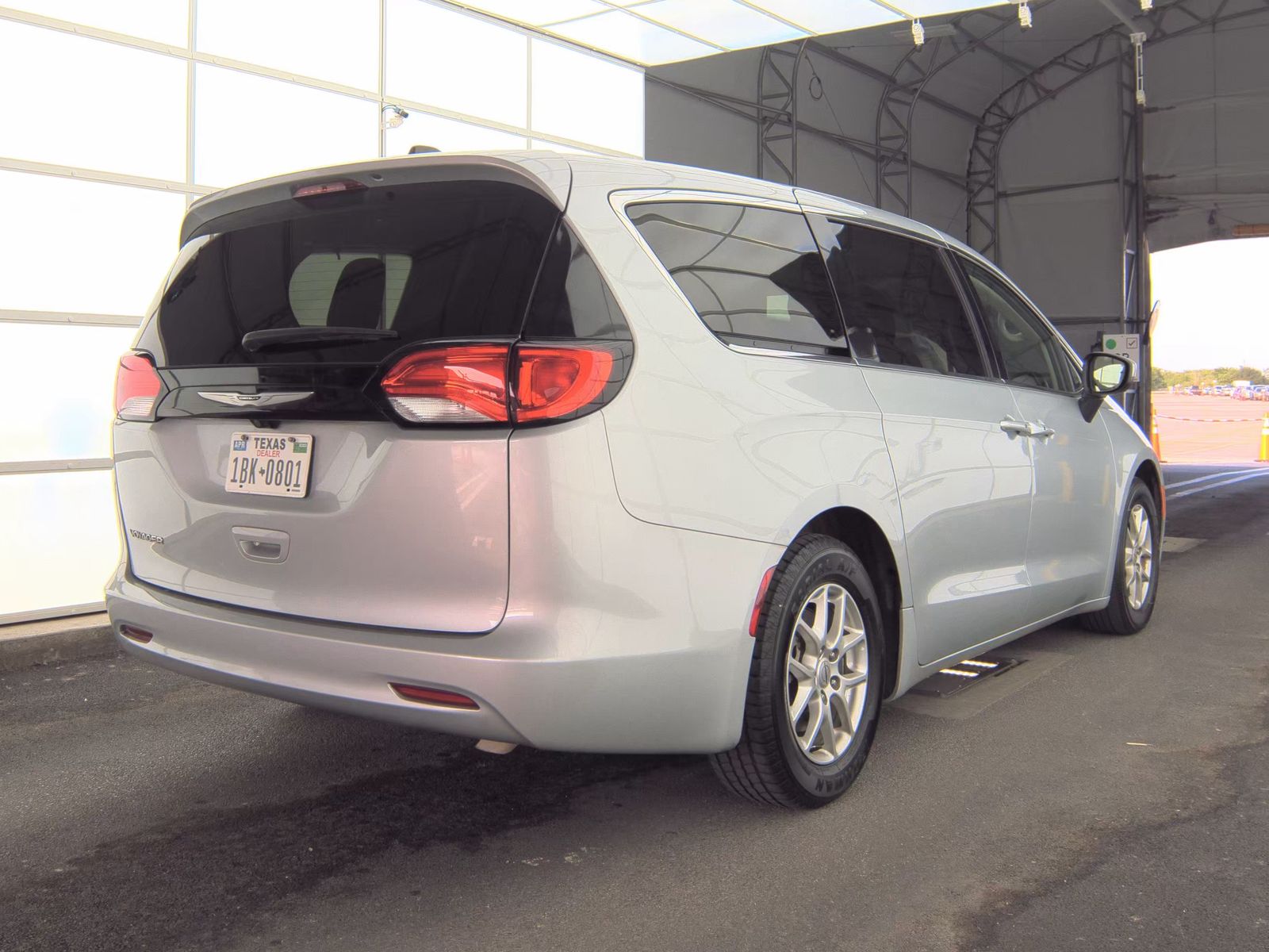 CHRYSLER VOYAGER - 5
