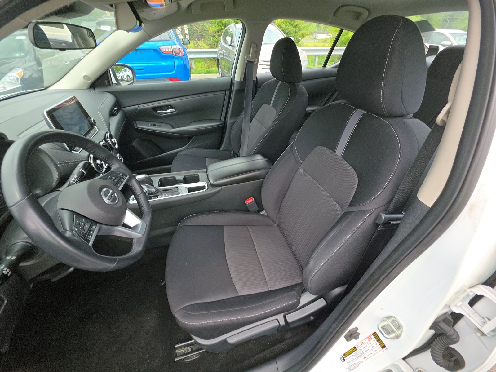 NISSAN SENTRA - 8