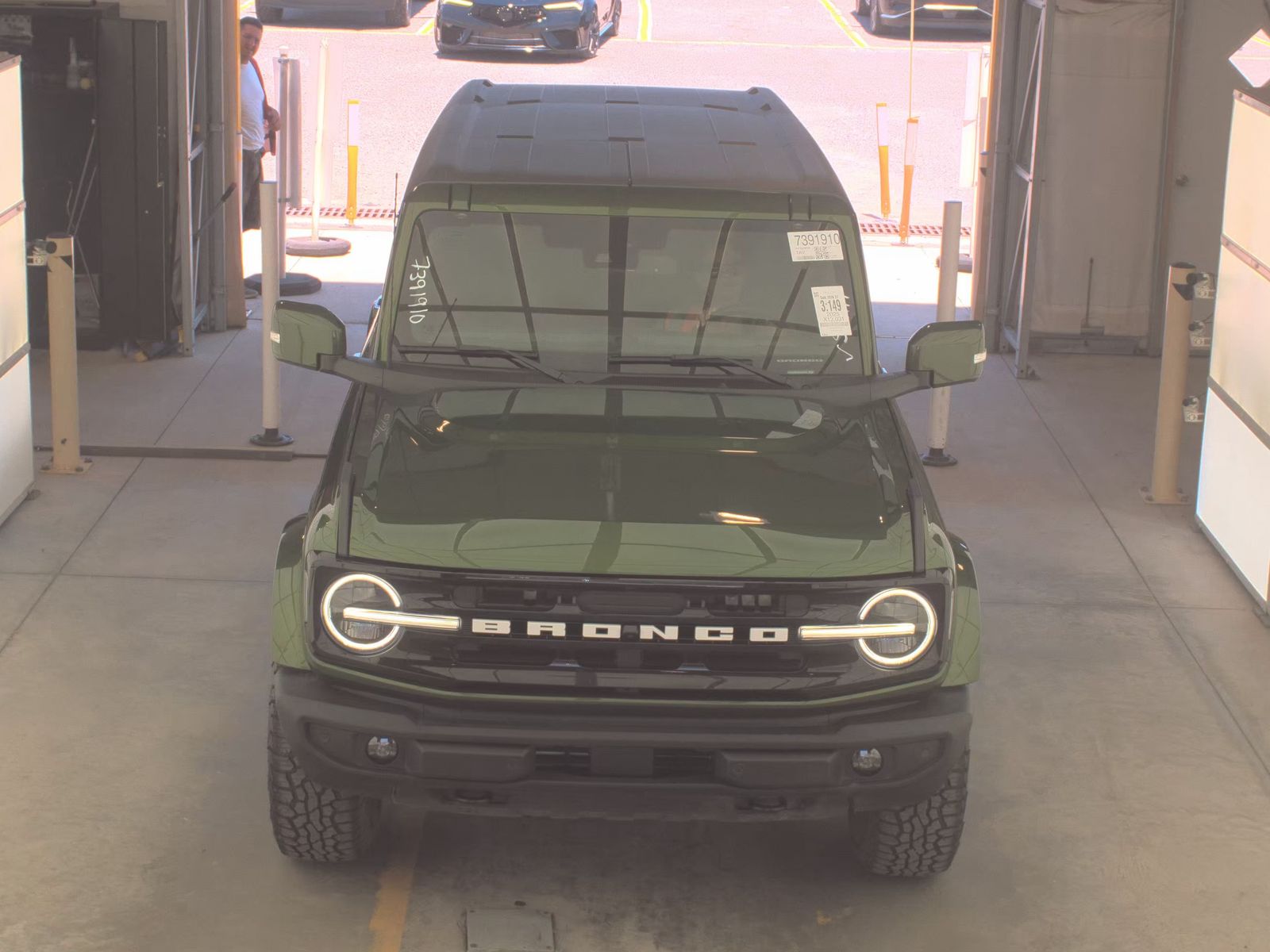 FORD BRONCO - 3