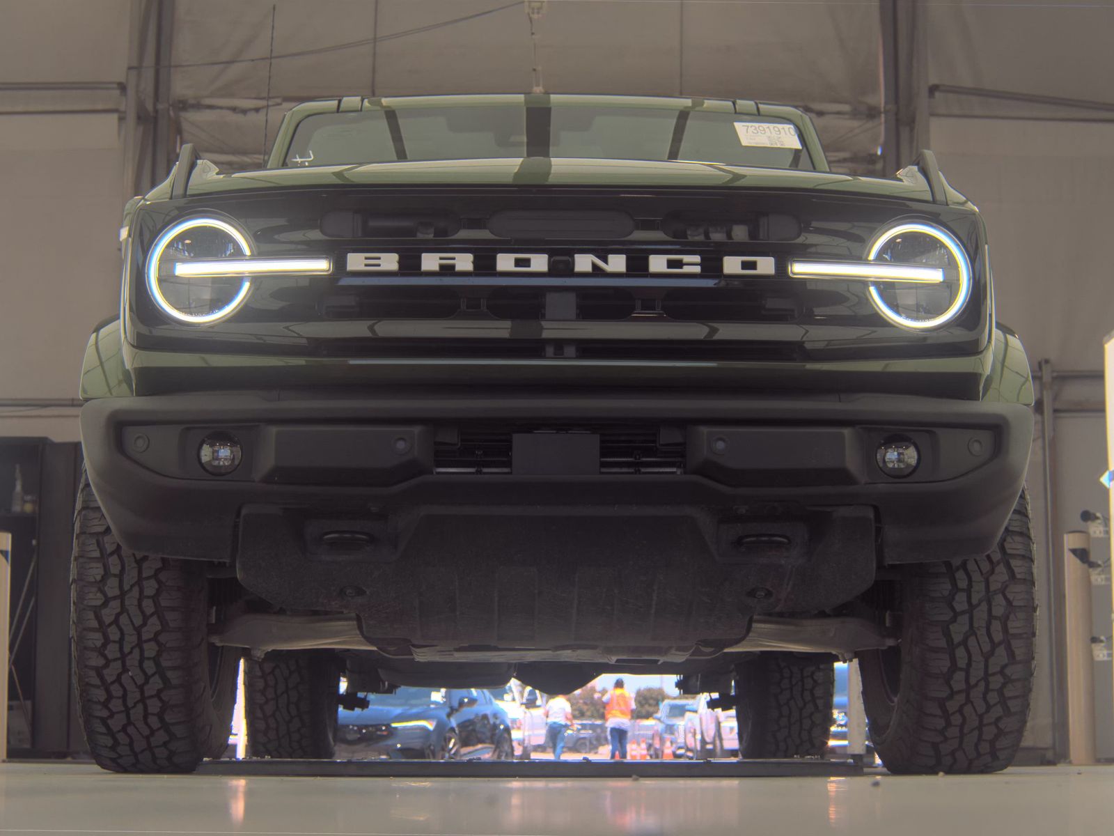 FORD BRONCO - 4