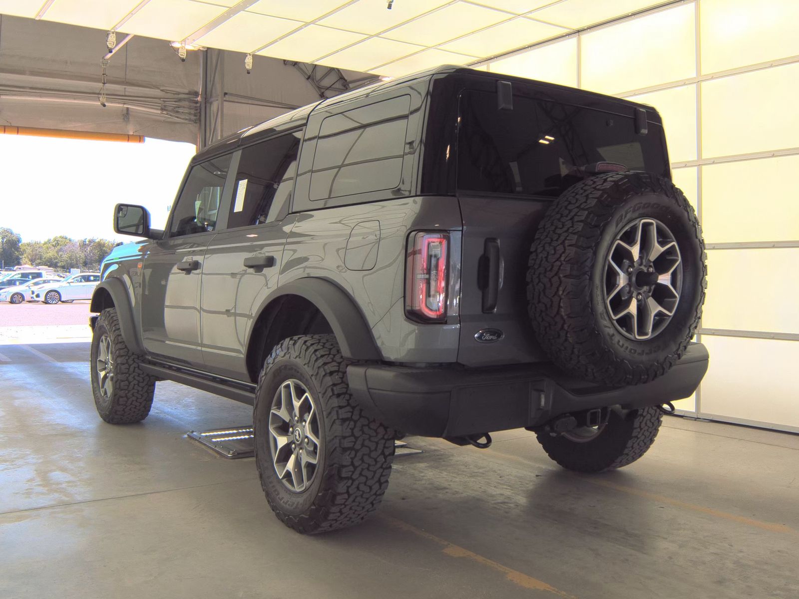 FORD BRONCO - 9