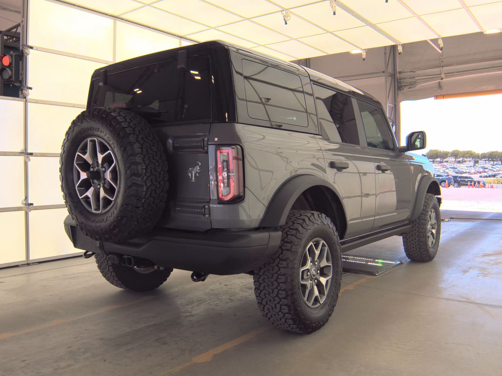 FORD BRONCO - 6