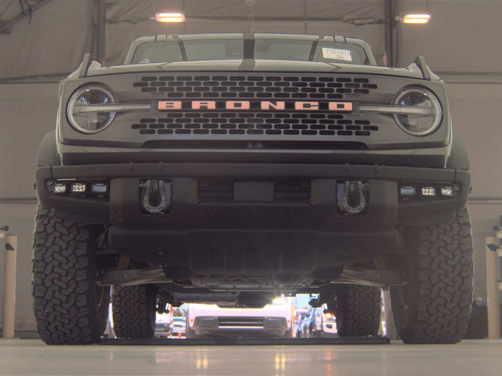 FORD BRONCO - 4