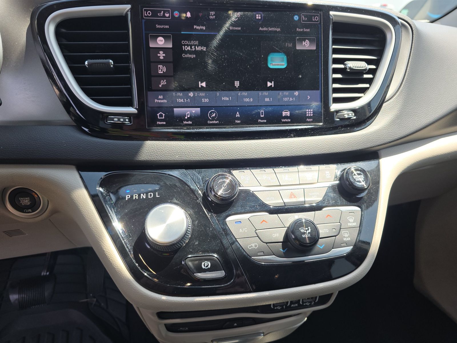 2022 Chrysler Pacifica Touring L FWD