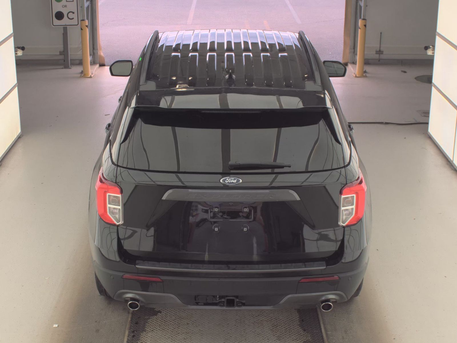 FORD EXPLORER - 7