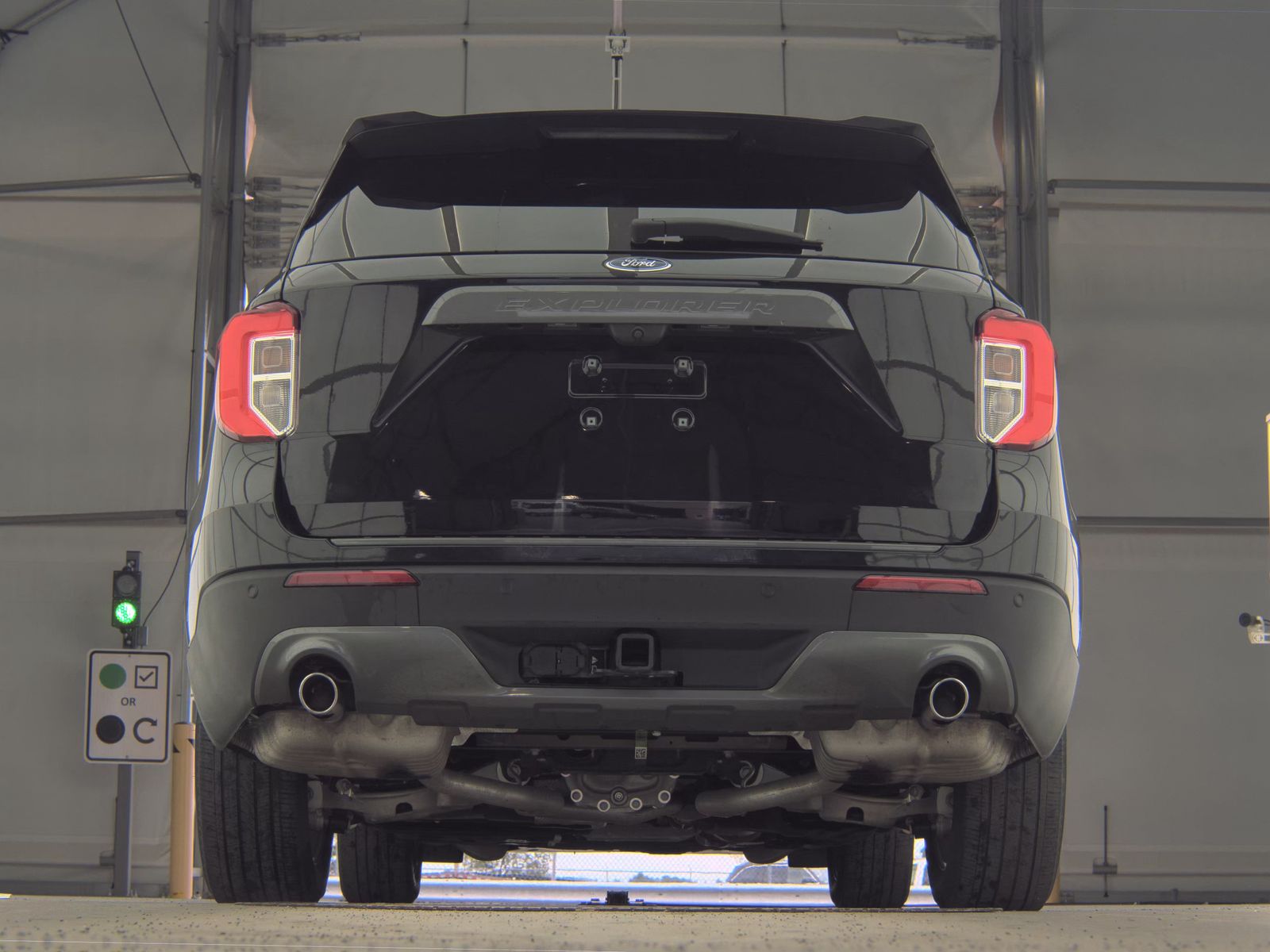 FORD EXPLORER - 8