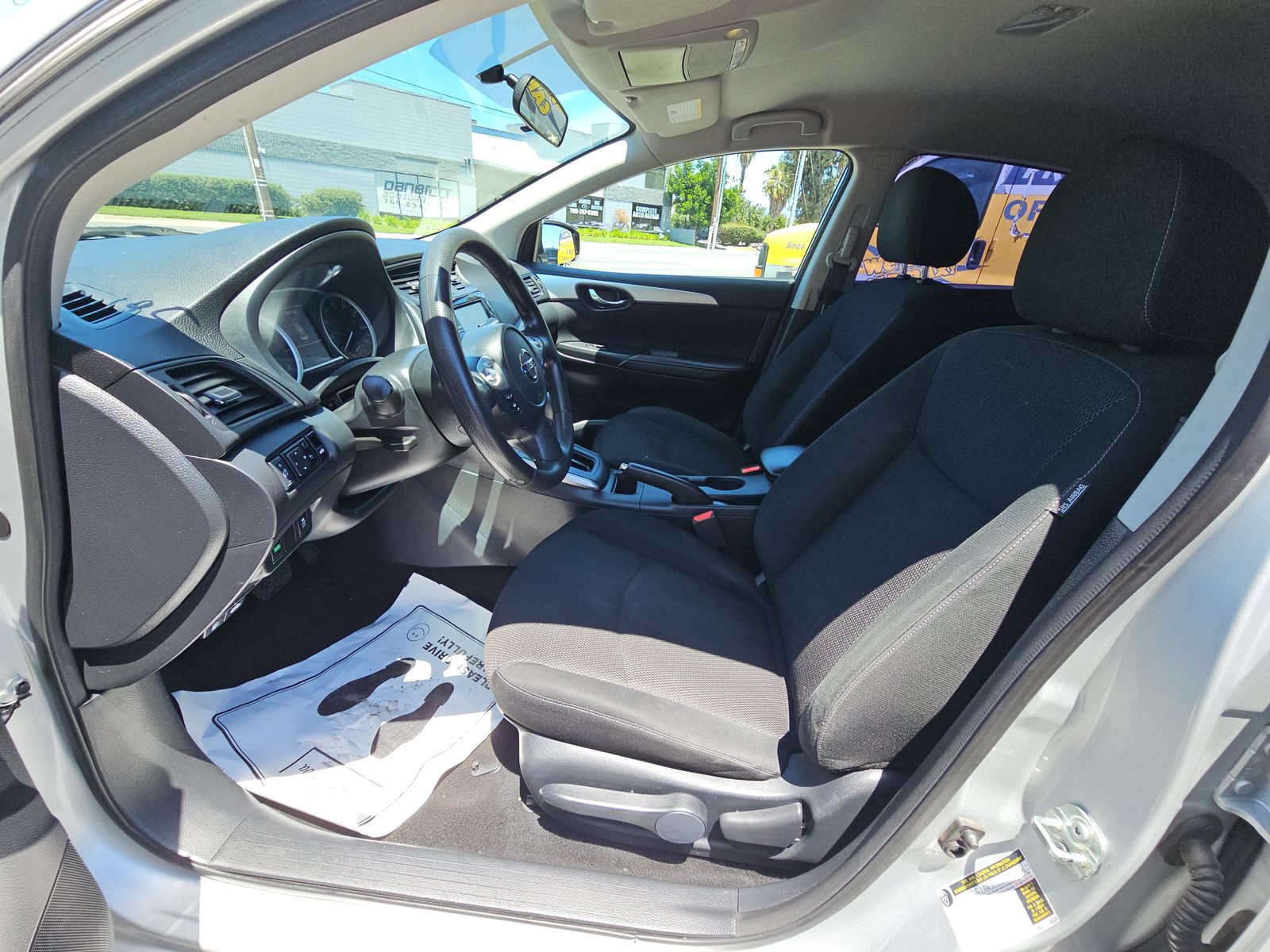 NISSAN SENTRA - 8