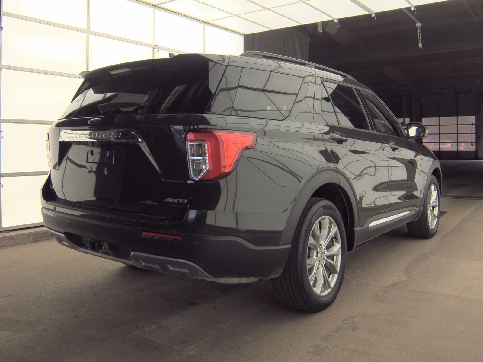 FORD EXPLORER - 6