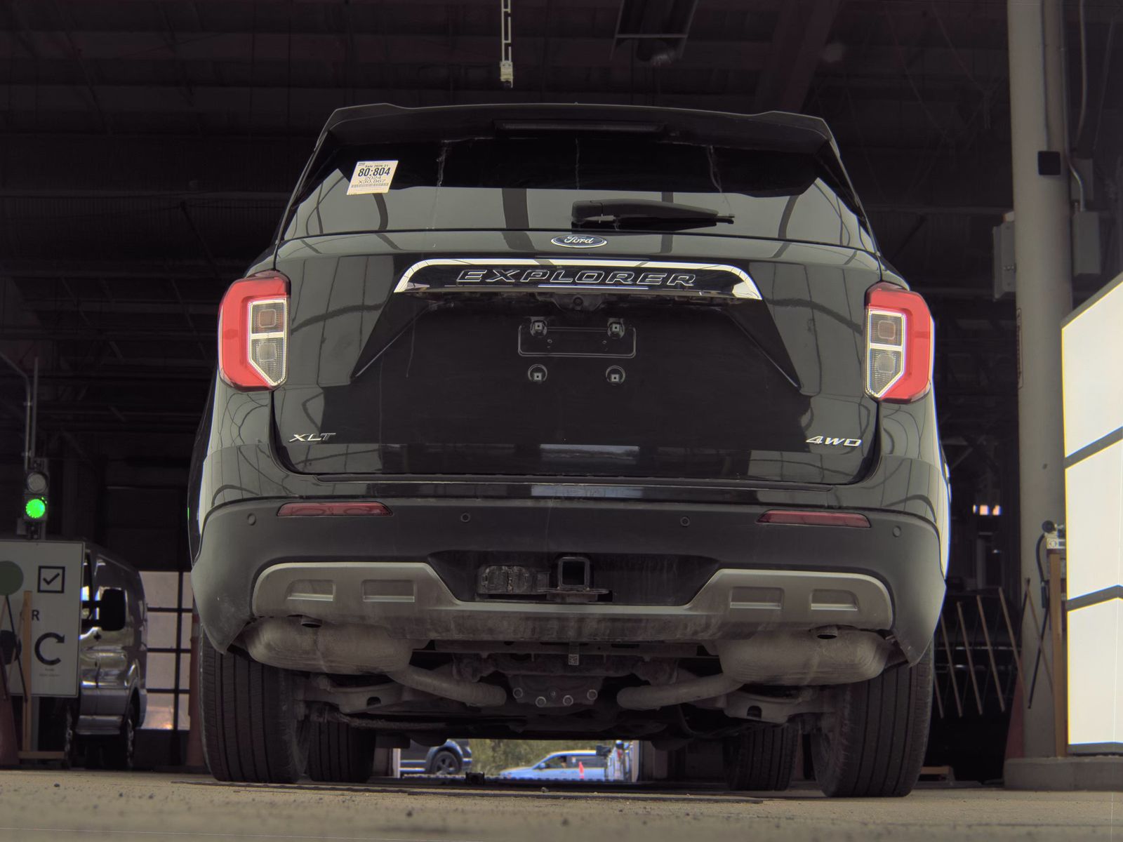 FORD EXPLORER - 8