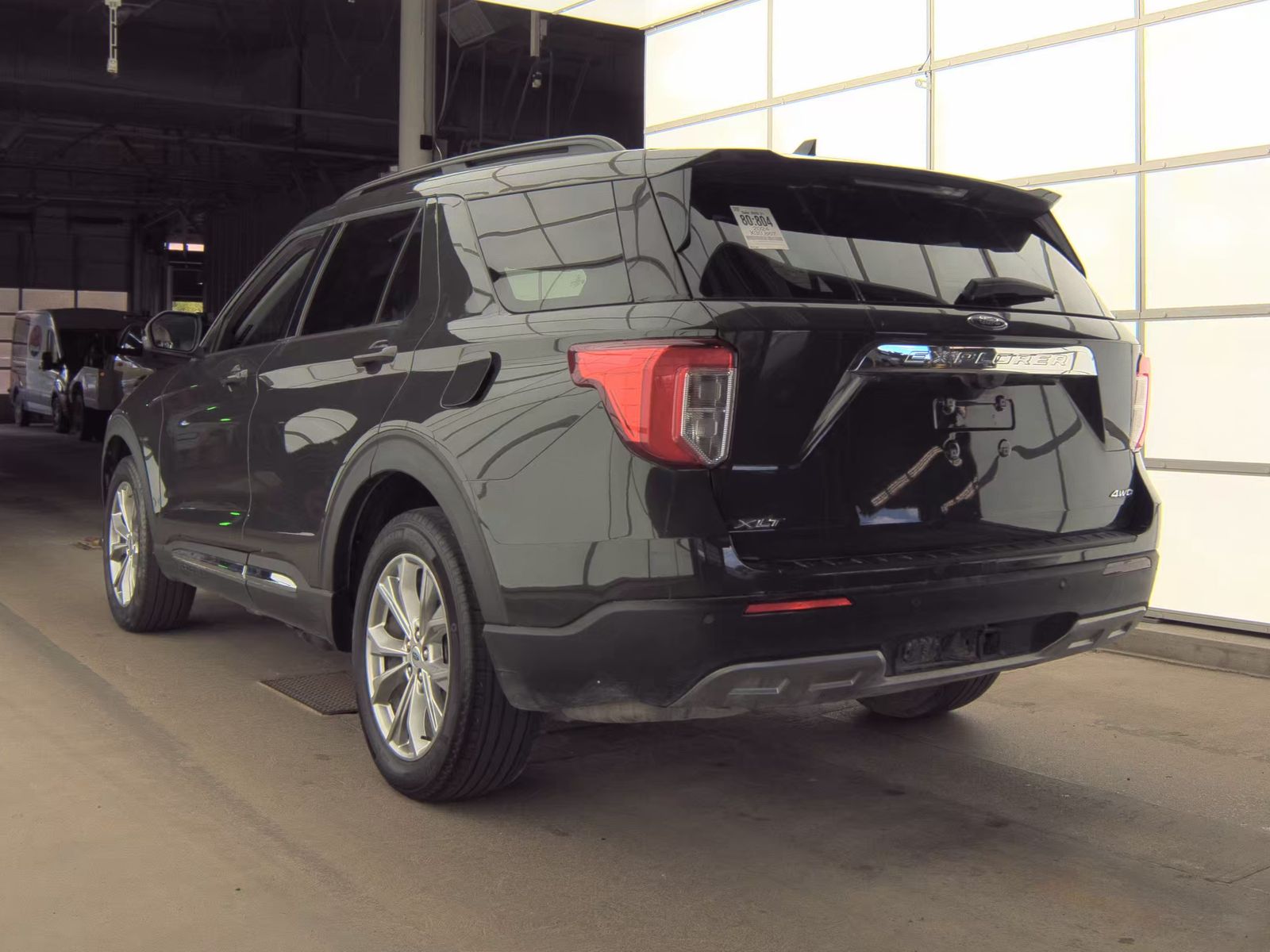 FORD EXPLORER - 9