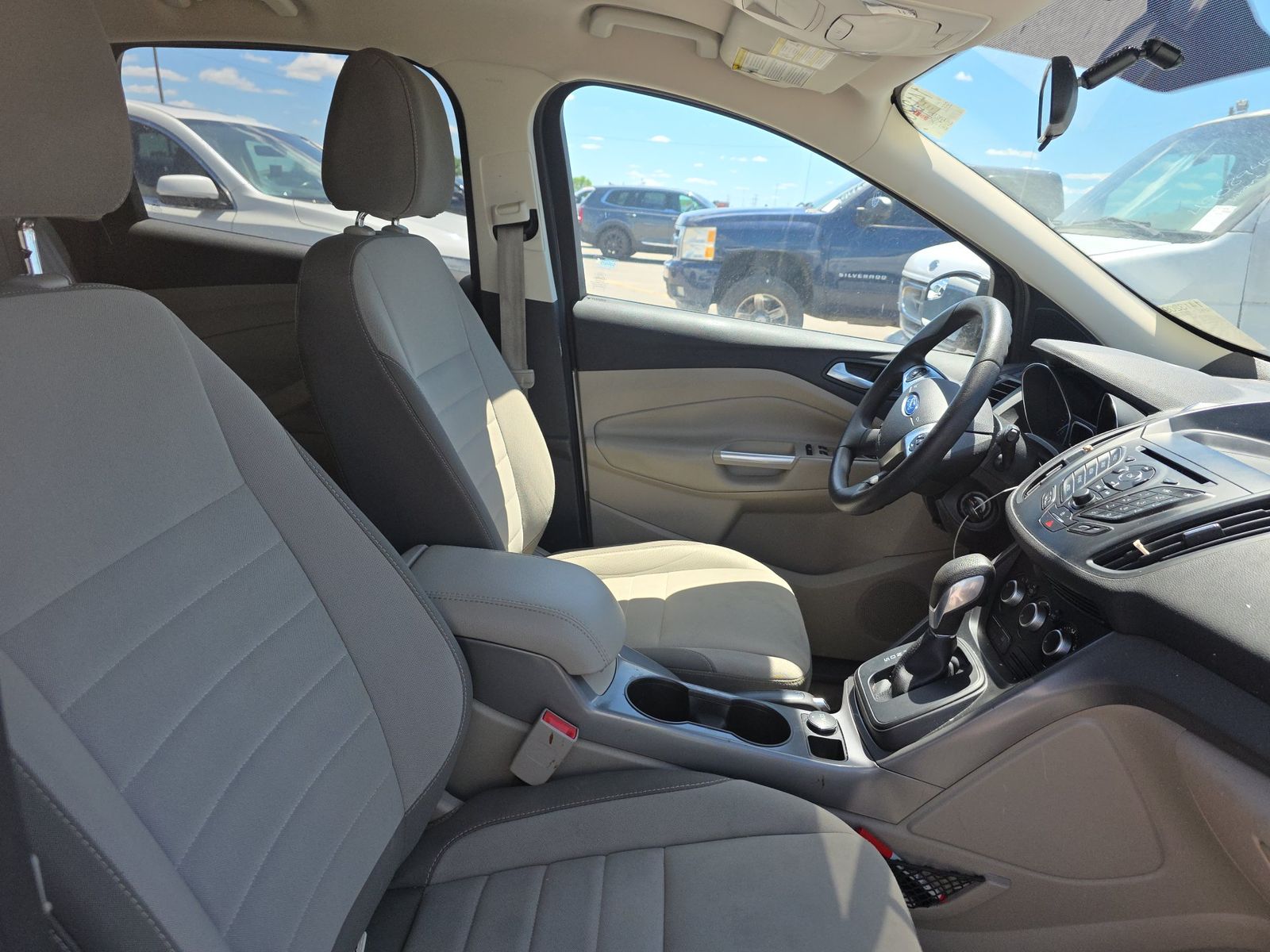 FORD ESCAPE - 9