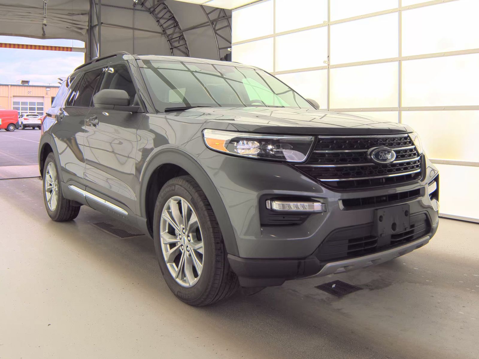FORD EXPLORER - 5