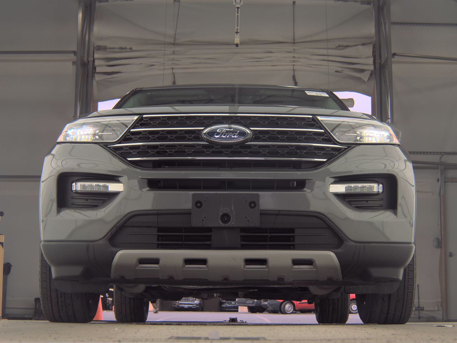 FORD EXPLORER - 4