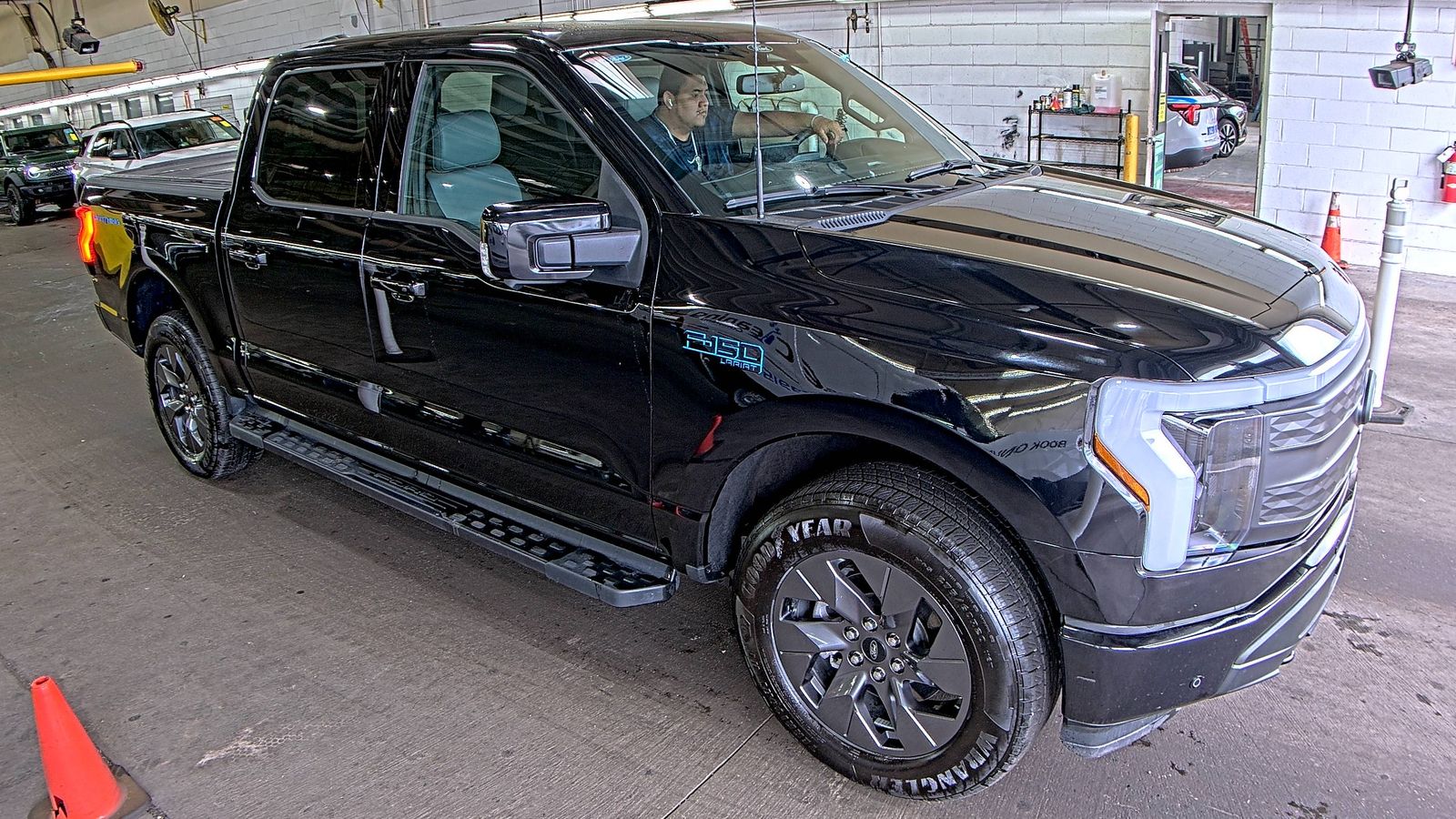 FORD F-150 - 4