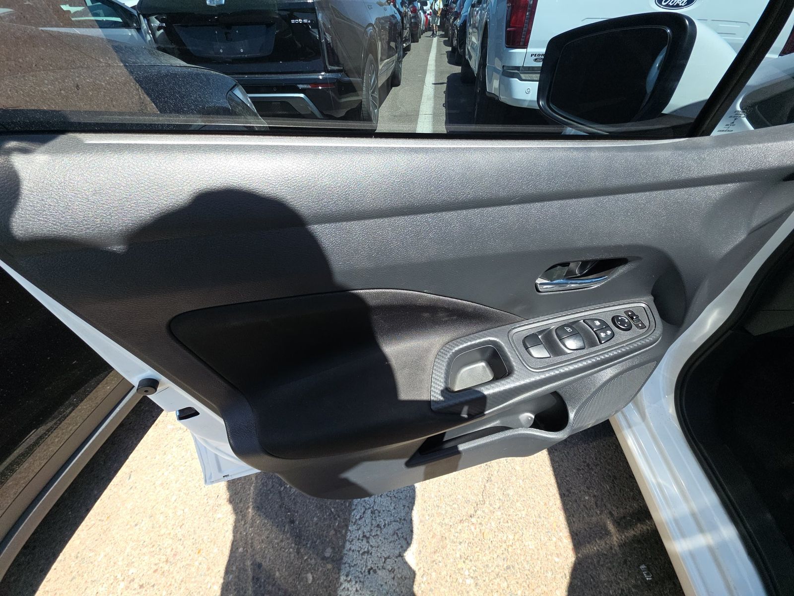 NISSAN VERSA - 10