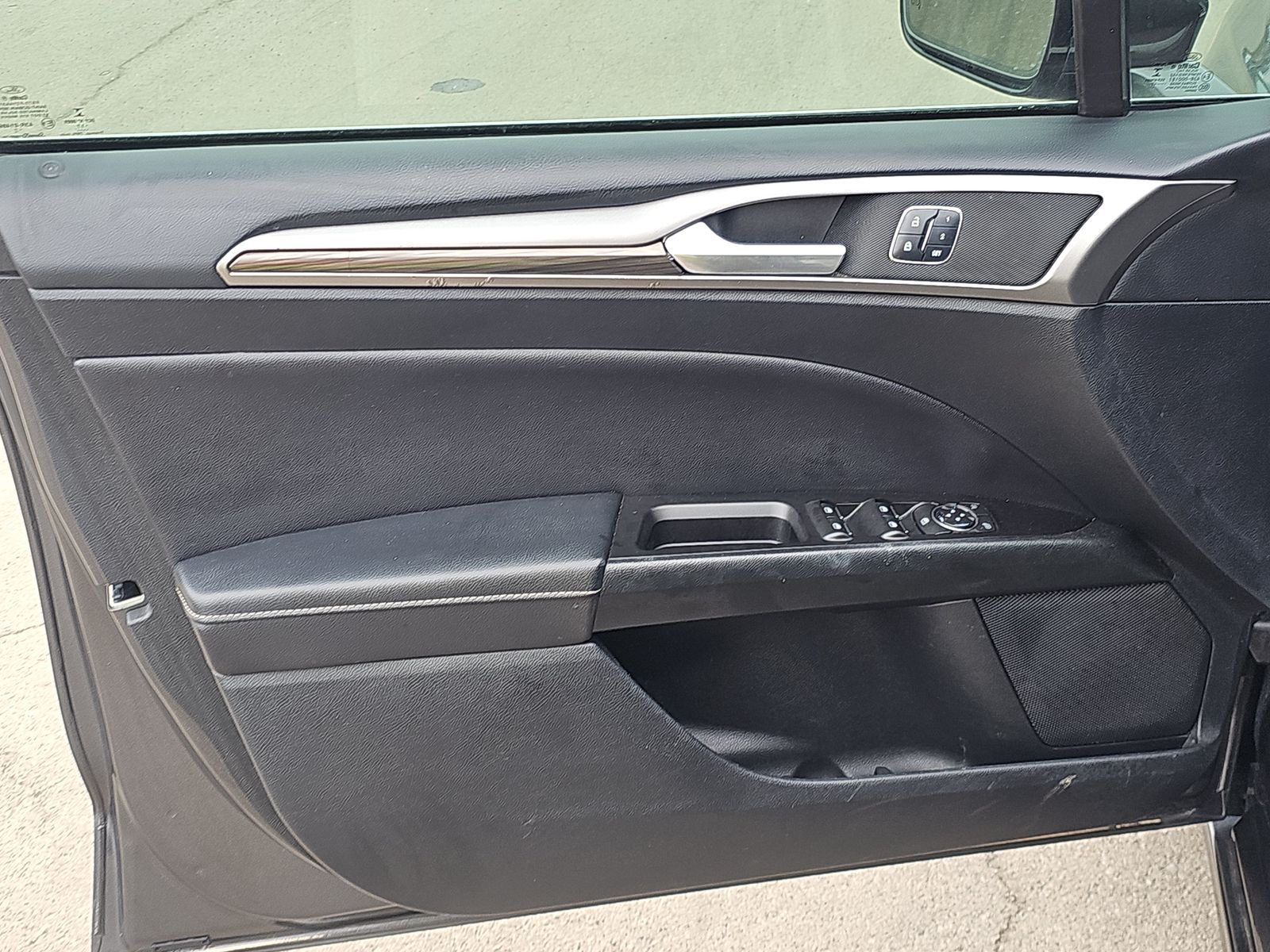 FORD FUSION - 10