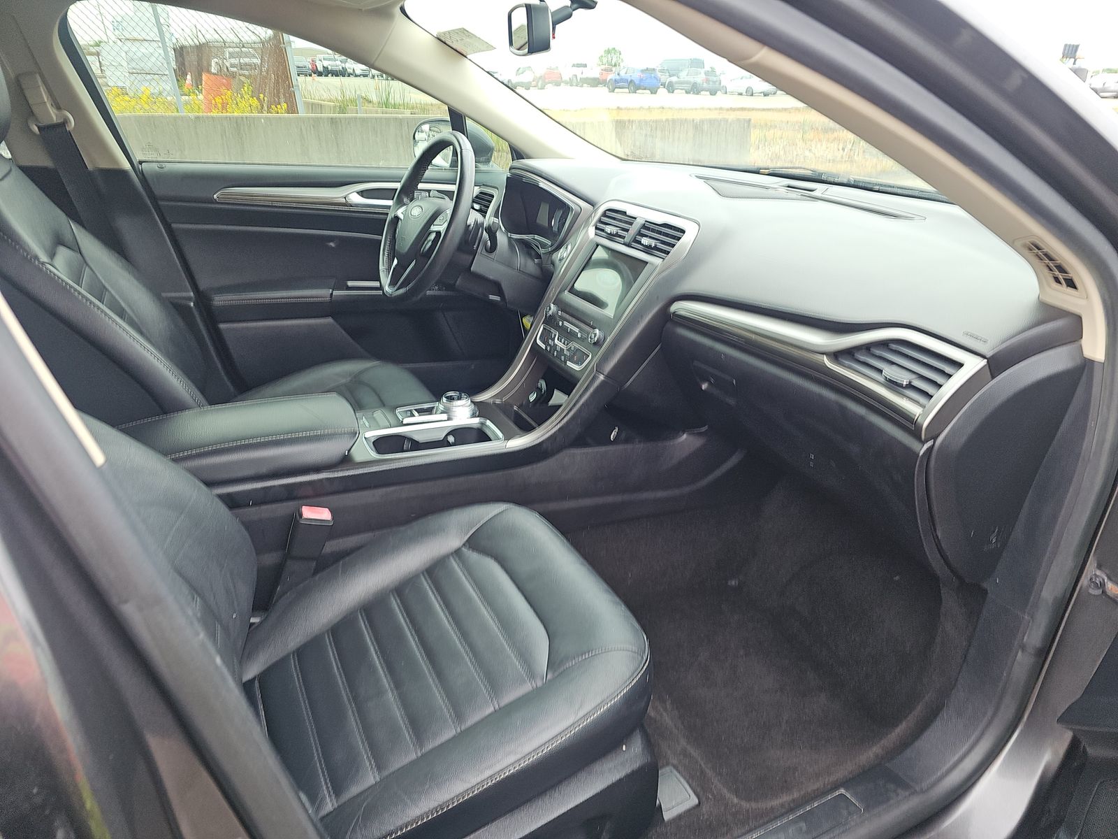 FORD FUSION - 9