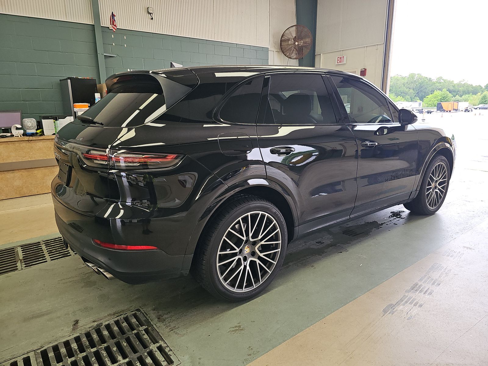 PORSCHE CAYENNE - 5