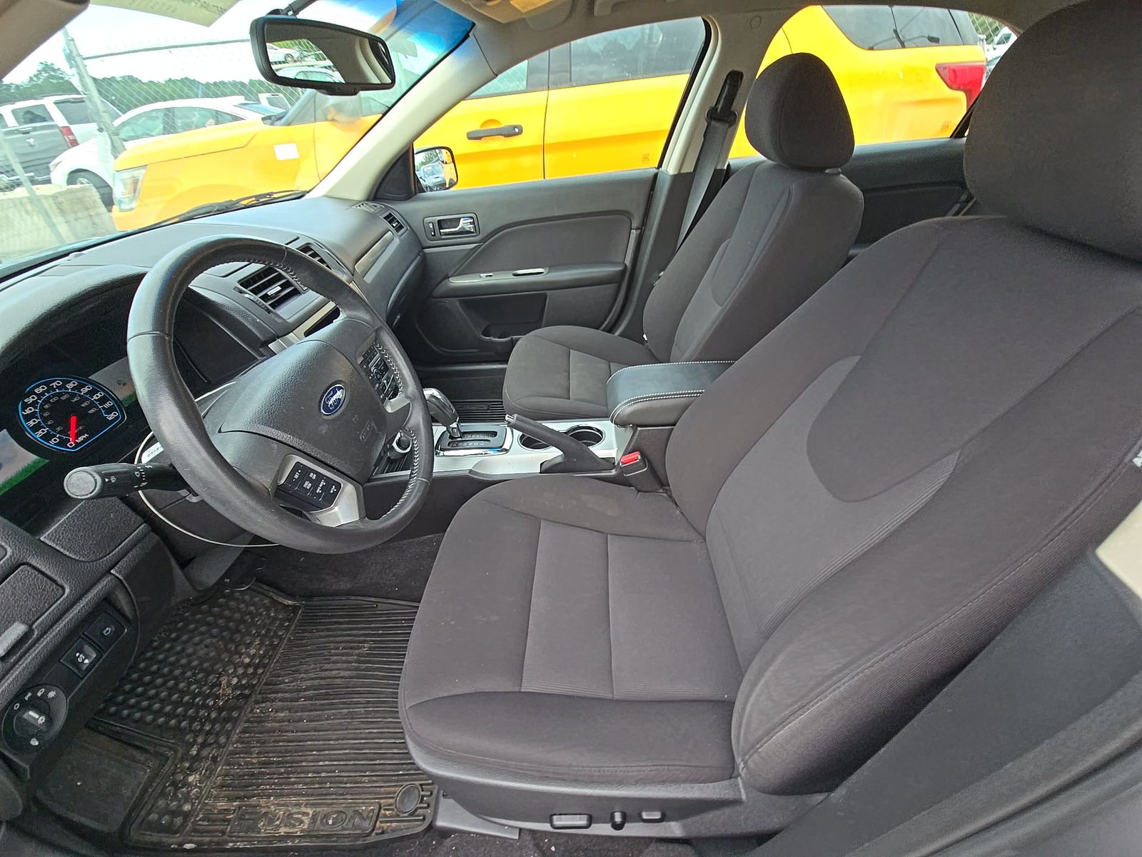 FORD FUSION - 8