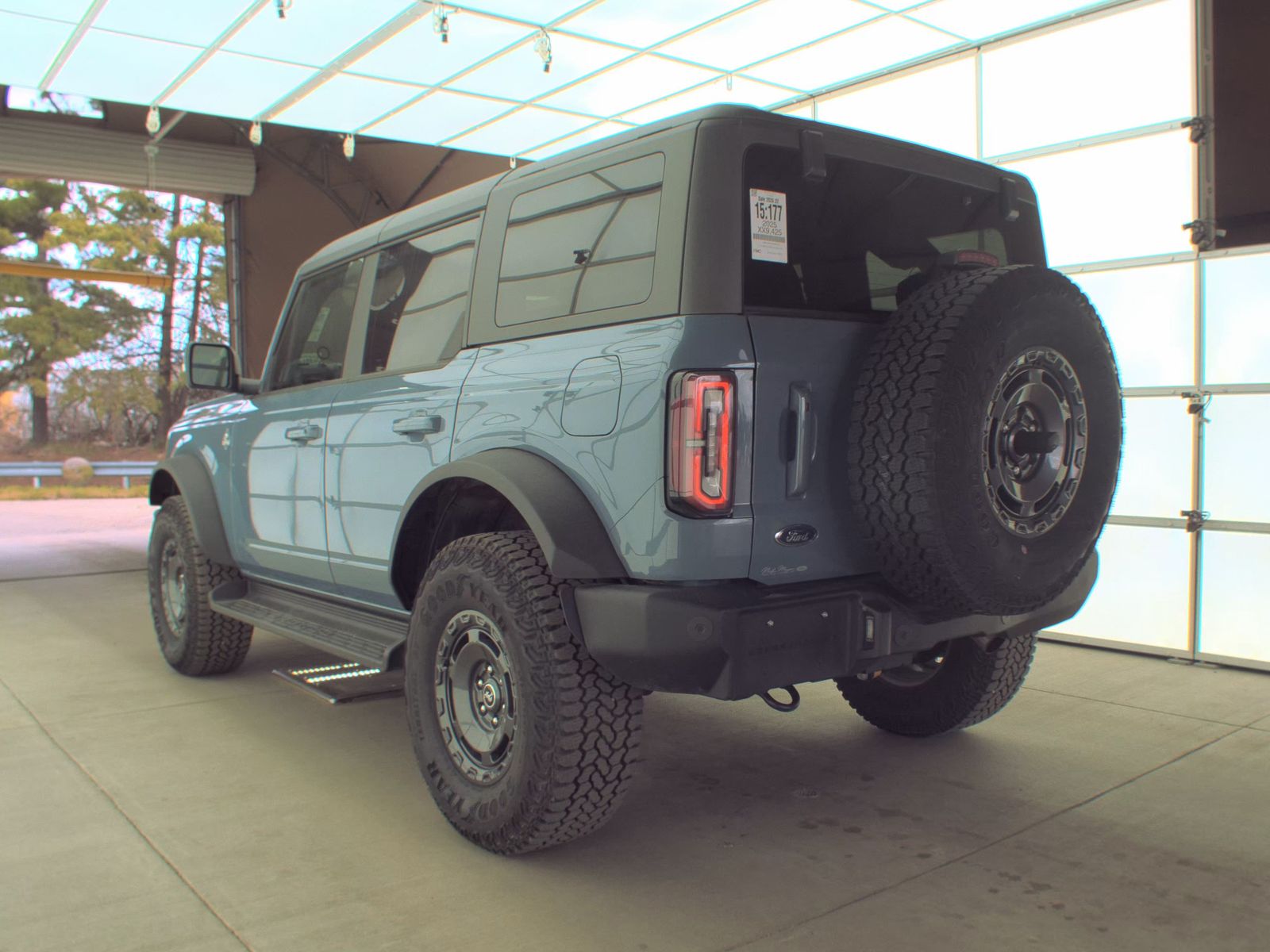 FORD BRONCO - 9