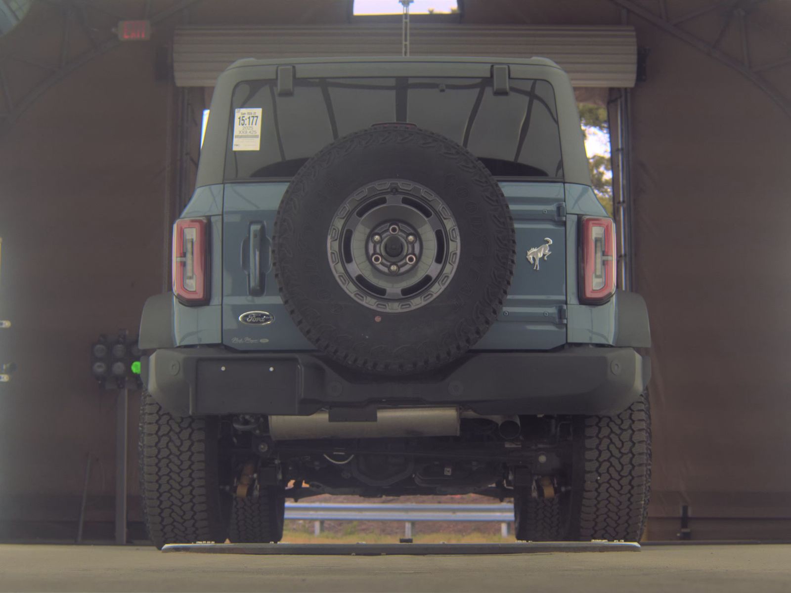 FORD BRONCO - 8
