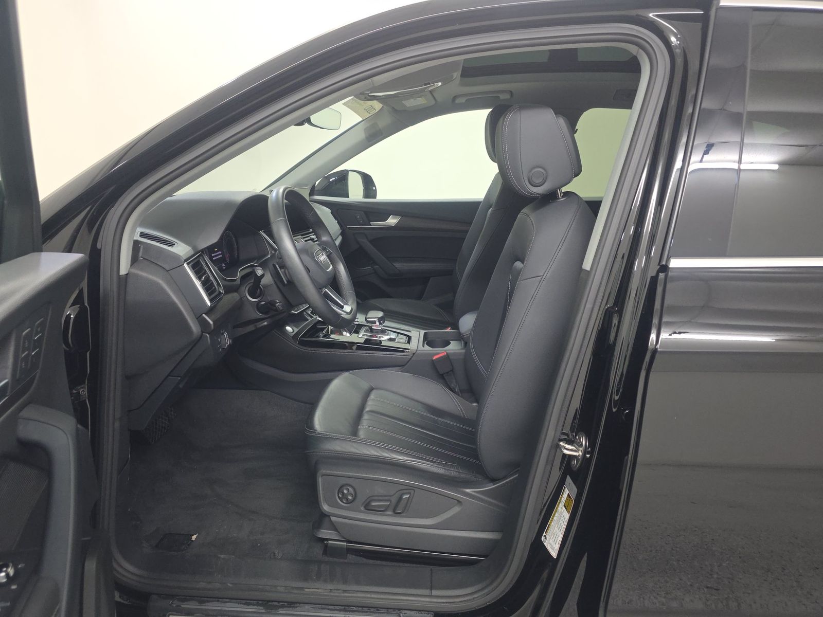 2023 Audi Q5 Premium Plus AWD