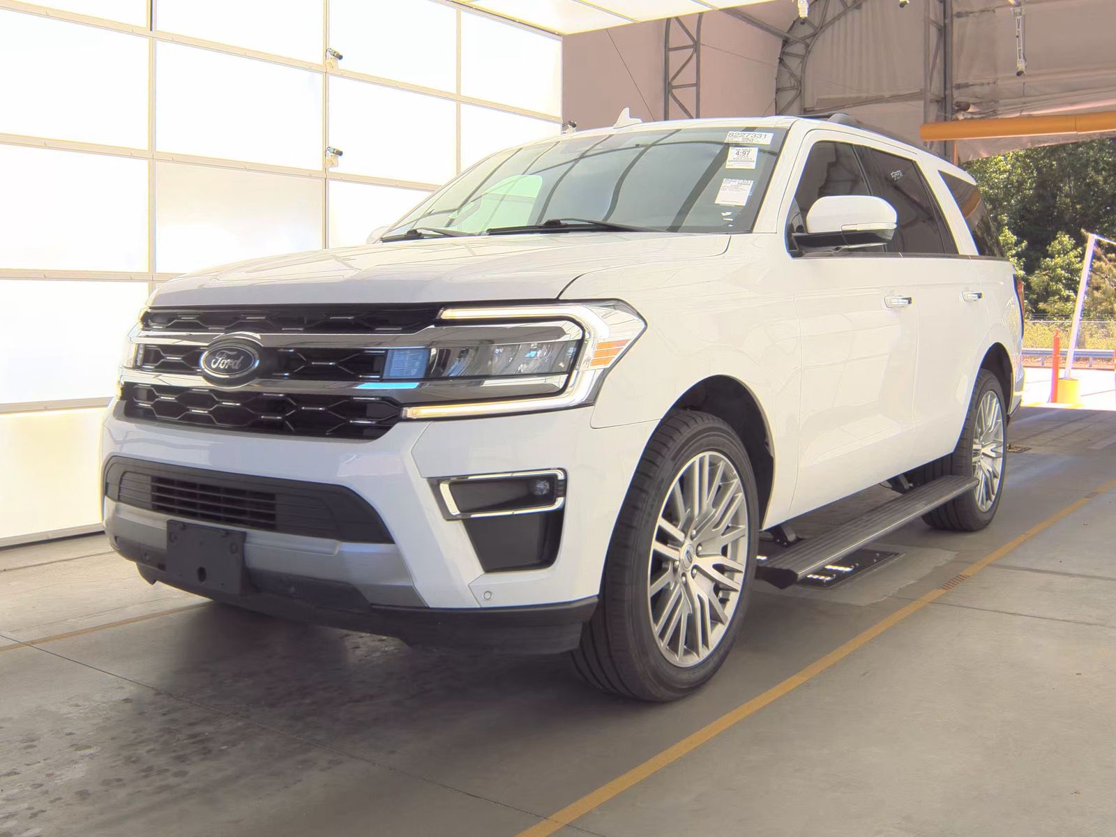 FORD EXPEDITION - 1