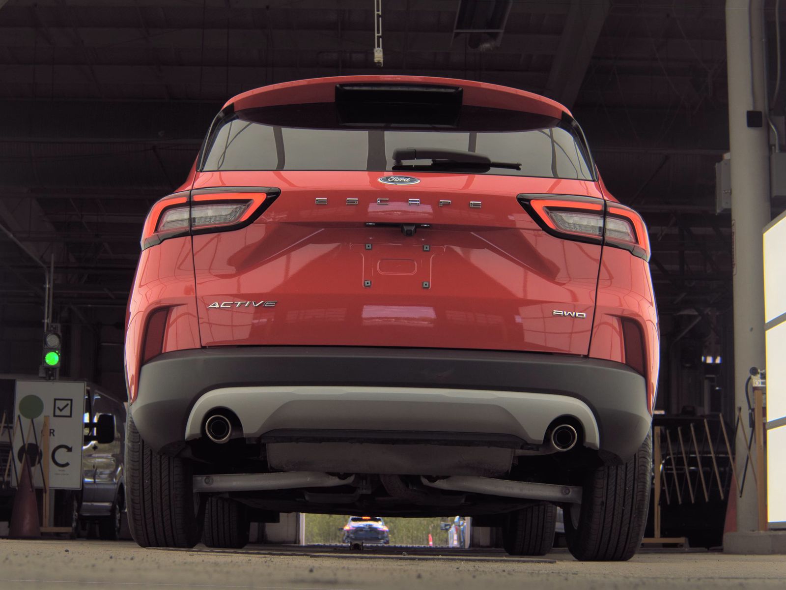 FORD ESCAPE - 8